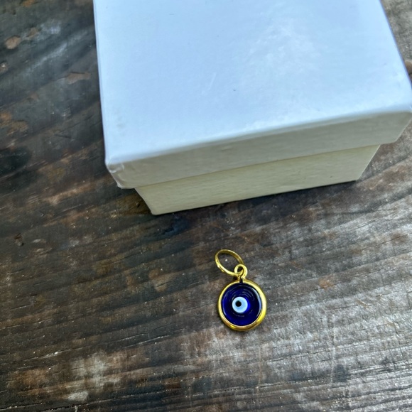 10k yellow gold pendant - Picture 4 of 6